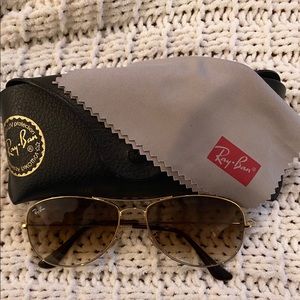 Women’s Ray-Ban Aviator Sunglasses